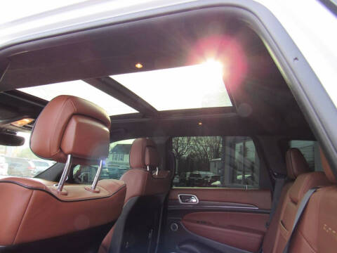 2020 Jeep Grand Cherokee Summit