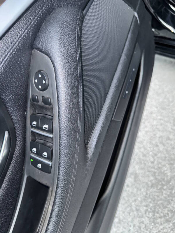 2012 BMW 5 Series 528i xDrive