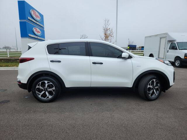 2022 Kia Sportage LX