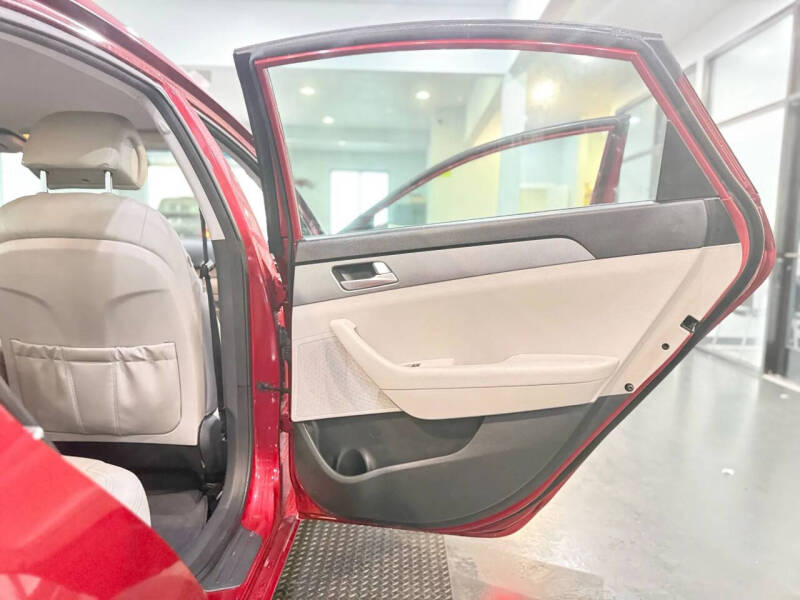 2015 Hyundai Sonata SE