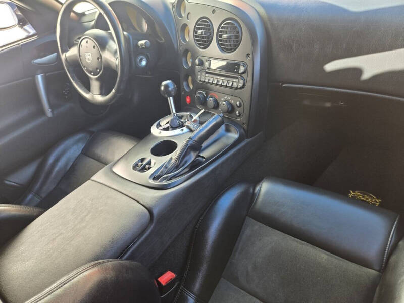 2006 Dodge Viper SRT-10