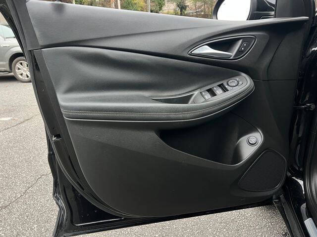 2020 Buick Encore GX Select