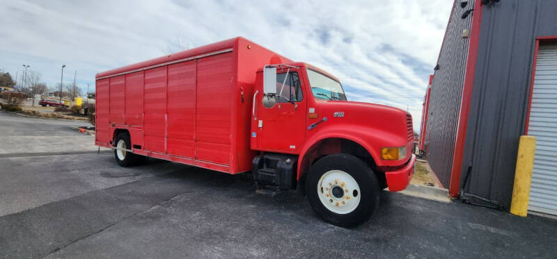 1999 International 4900 for sale at Dynamic Speed in Independence MO