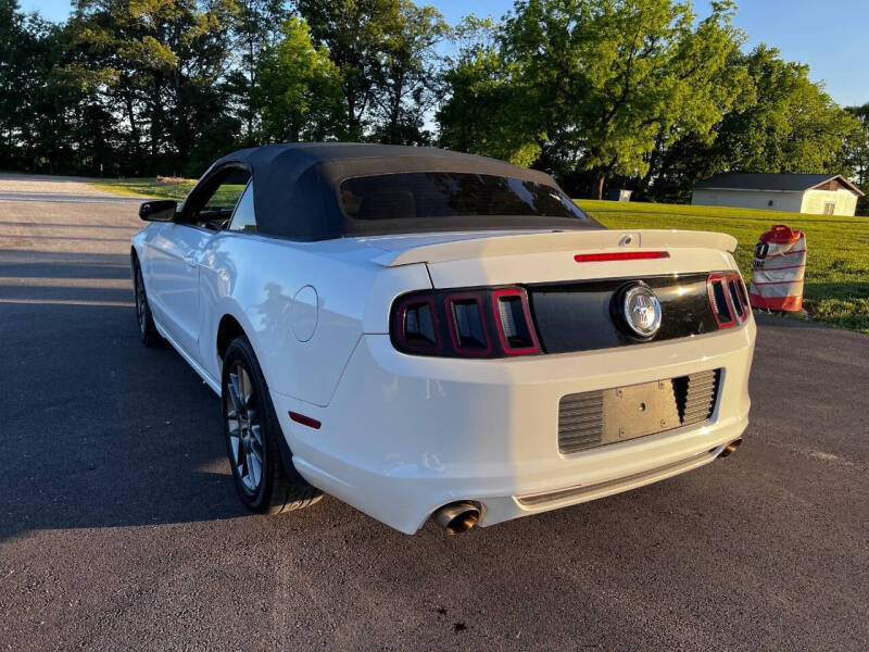 2014 Ford Mustang V6