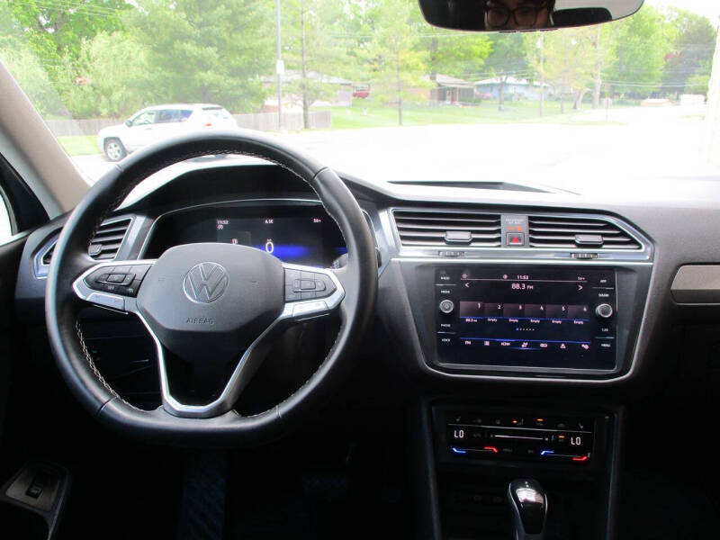 2022 Volkswagen Tiguan SE