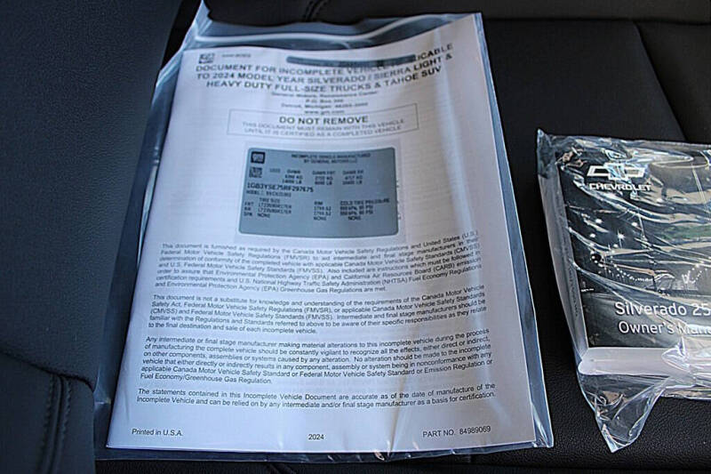 2024 Chevrolet Silverado 3500HD CC