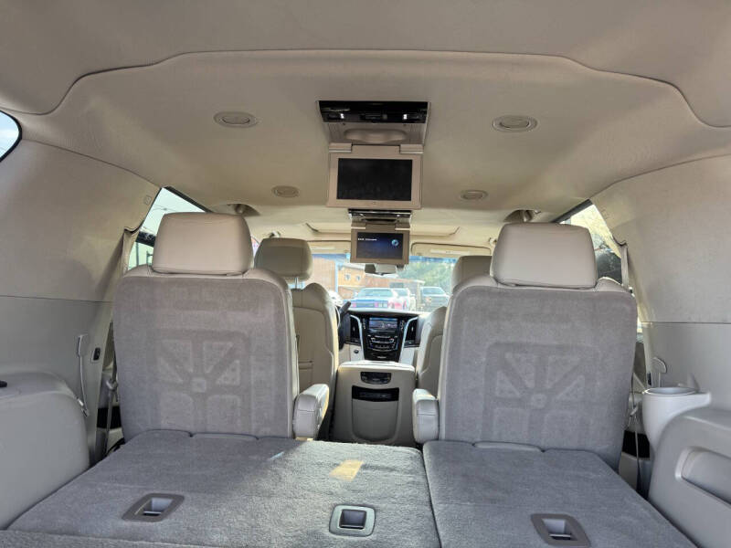 2017 Cadillac Escalade ESV Premium Luxury