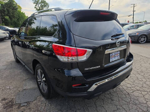 2018 Nissan Pathfinder SV