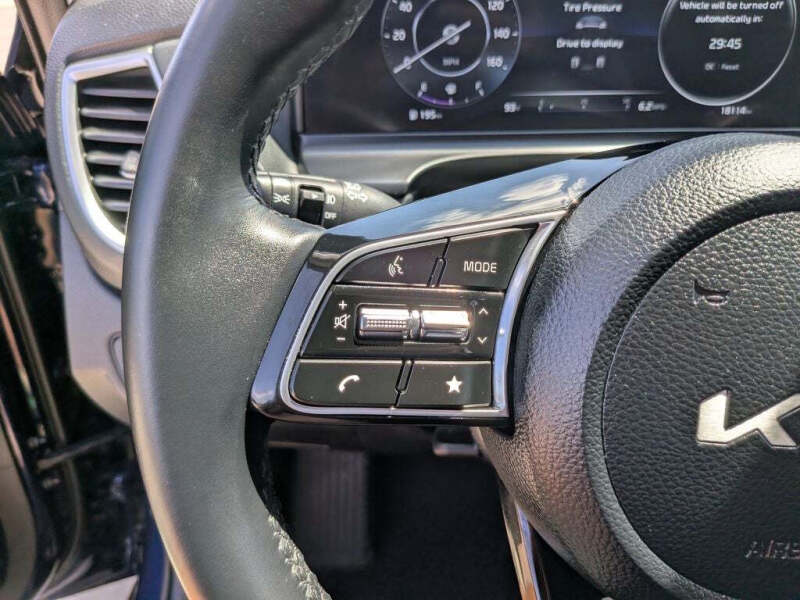 2025 Kia Seltos EX