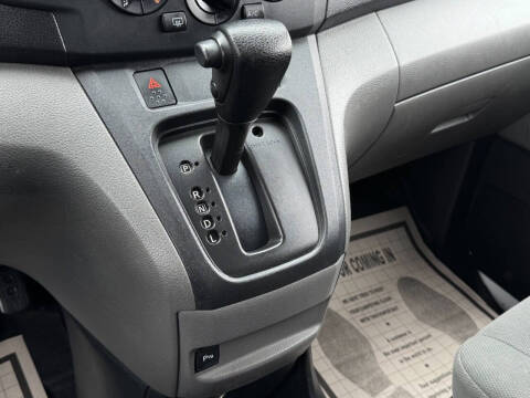 2021 Nissan NV200 SV