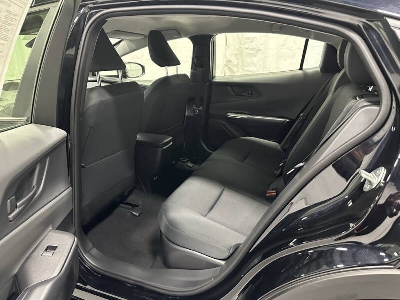 2025 Toyota Prius LE