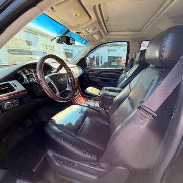 2013 Cadillac Escalade Luxury
