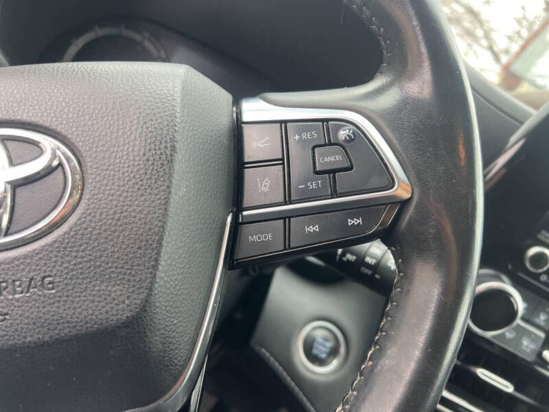 2021 Toyota Highlander XLE