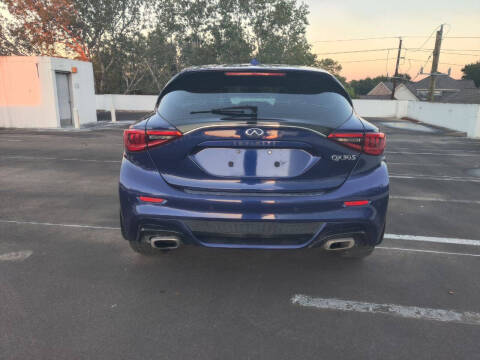 2019 Infiniti QX30 Sport