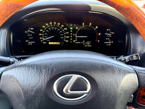 2001 Lexus LX 470
