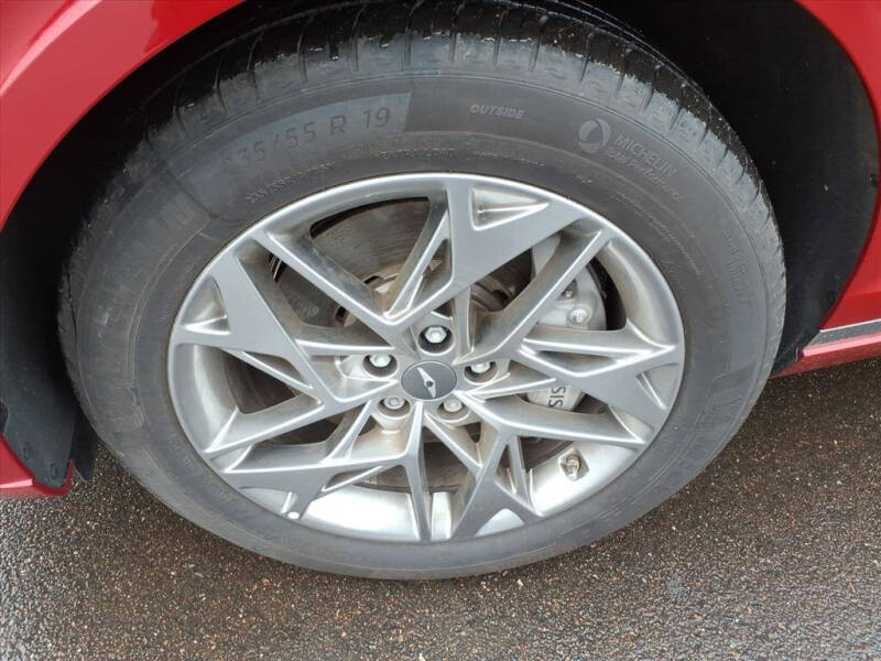 2025 Genesis GV70 2.5T Standard