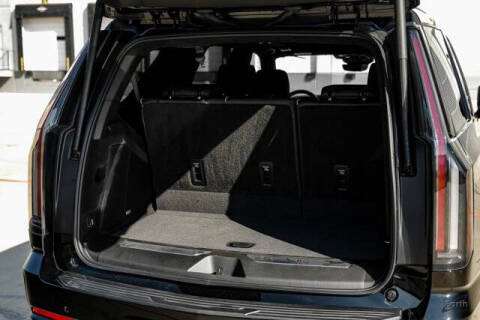 2025 Cadillac Escalade-V