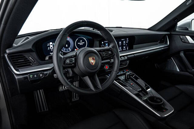 2025 Porsche 911 Carrera S