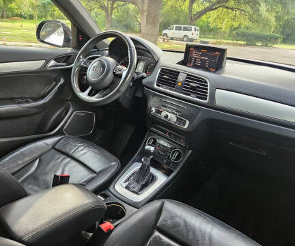 2017 Audi Q3 2.0T Prestige