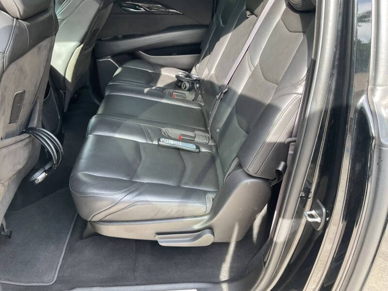 2017 Cadillac Escalade ESV Platinum
