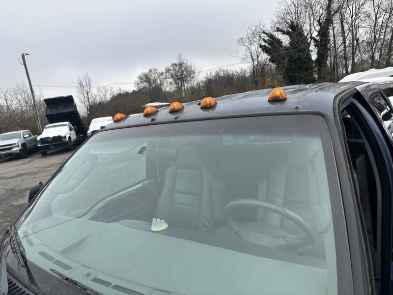 2004 Ford F-350 Super Duty Lariat