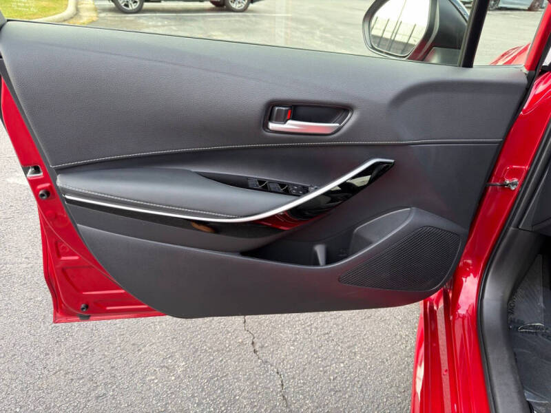 2025 Toyota Corolla Hatchback XSE