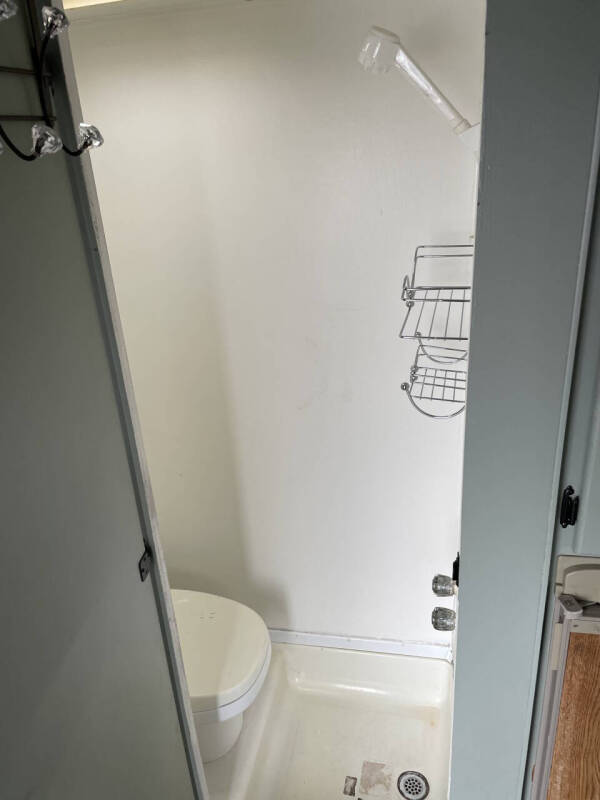 2000 Thor Motor Coach Tt16Cub