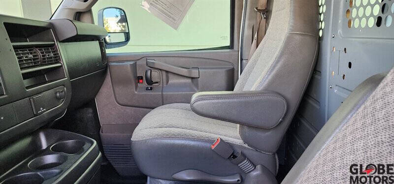 2017 GMC Savana 2500