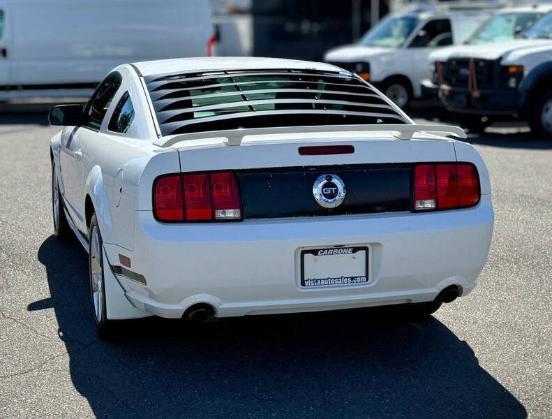 2006 Ford Mustang GT Deluxe