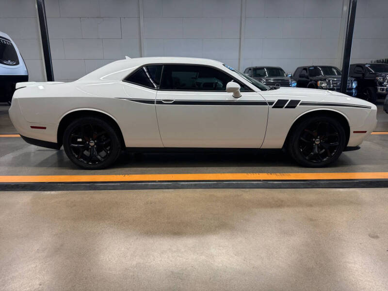 2015 Dodge Challenger SXT Plus