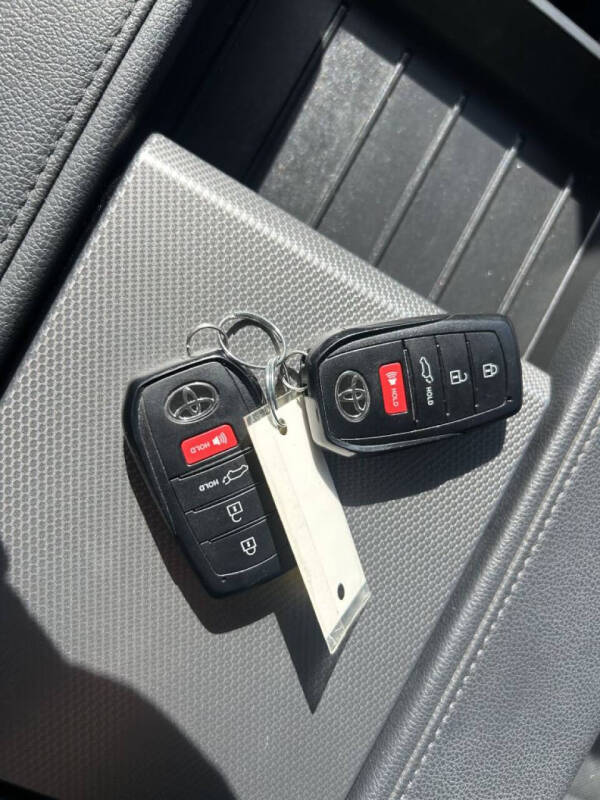 2023 Toyota Sequoia SR5