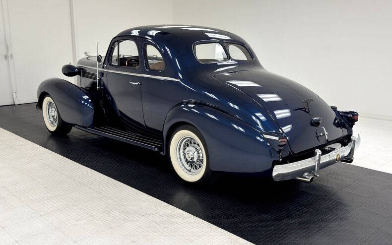 1937 Cadillac Series 62