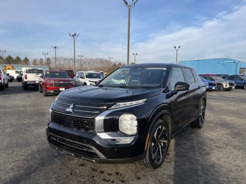 2023 Mitsubishi Outlander SE