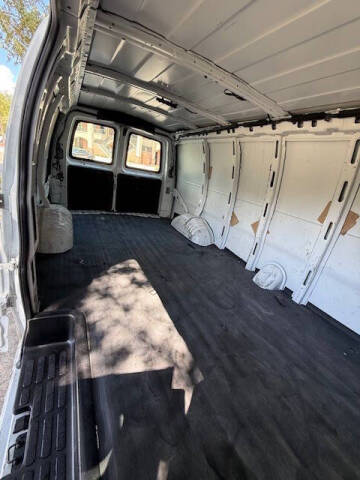 2021 Chevrolet Express 2500