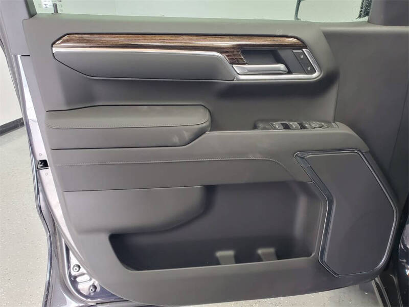 2026 GMC Sierra 1500 Elevation Standard