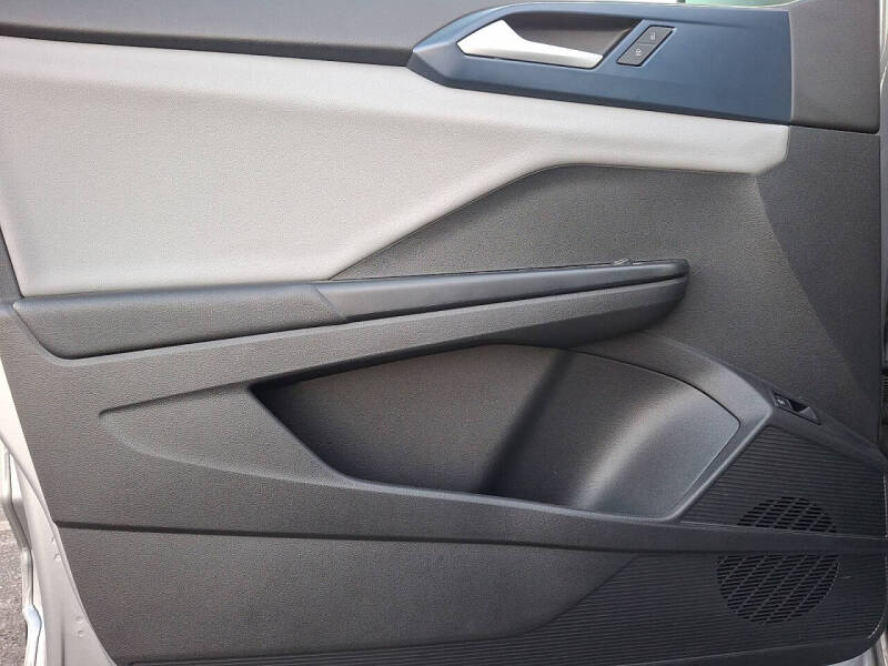 2022 Volkswagen Taos SE 4Motion