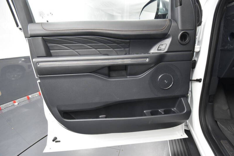 2024 Ford Expedition Platinum