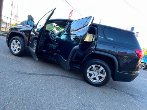 2017 GMC Acadia SLE-1