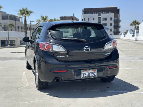 2013 Mazda MAZDA3 i Touring