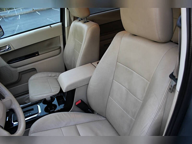 2010 Ford Escape Limited