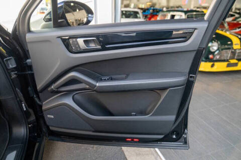 2022 Porsche Cayenne