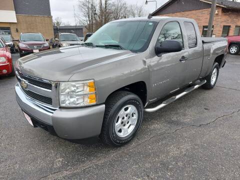 2008 Chevrolet Silverado 1500 for sale at Superior Used Cars Inc in Cuyahoga Falls OH