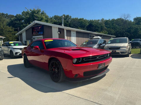 2018 Dodge Challenger for sale at Victor's Auto Sales Inc. in Indianola IA