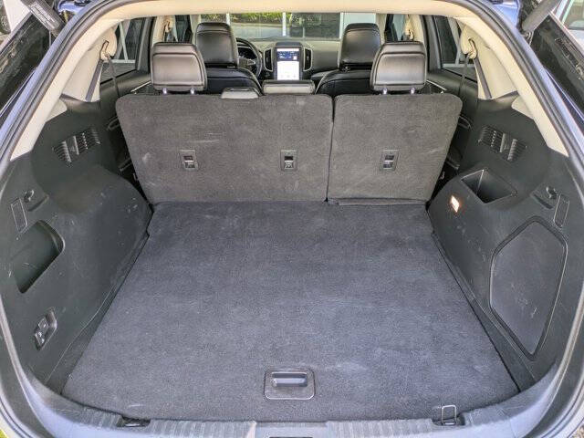 2021 Ford Edge Titanium