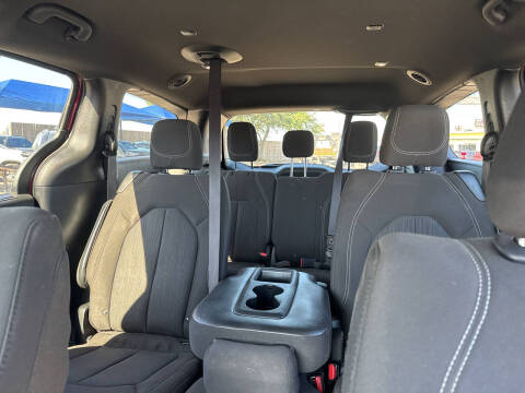 2020 Chrysler Pacifica Touring