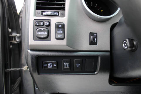 2013 Toyota Tundra Platinum