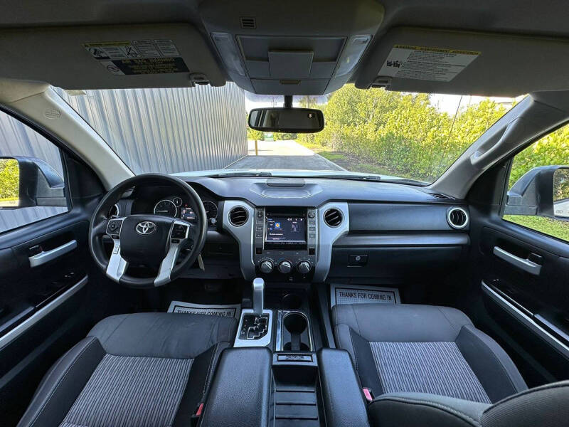 2014 Toyota Tundra SR5