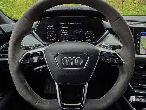 2023 Audi e-tron GT quattro Prestige