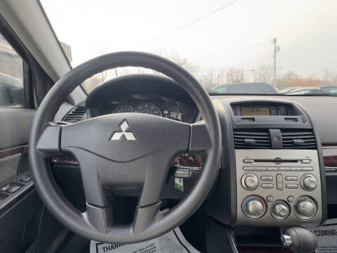 2011 Mitsubishi Galant SE