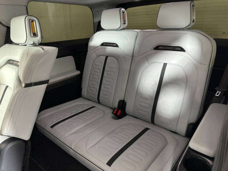 2023 Rivian R1S Launch Edition